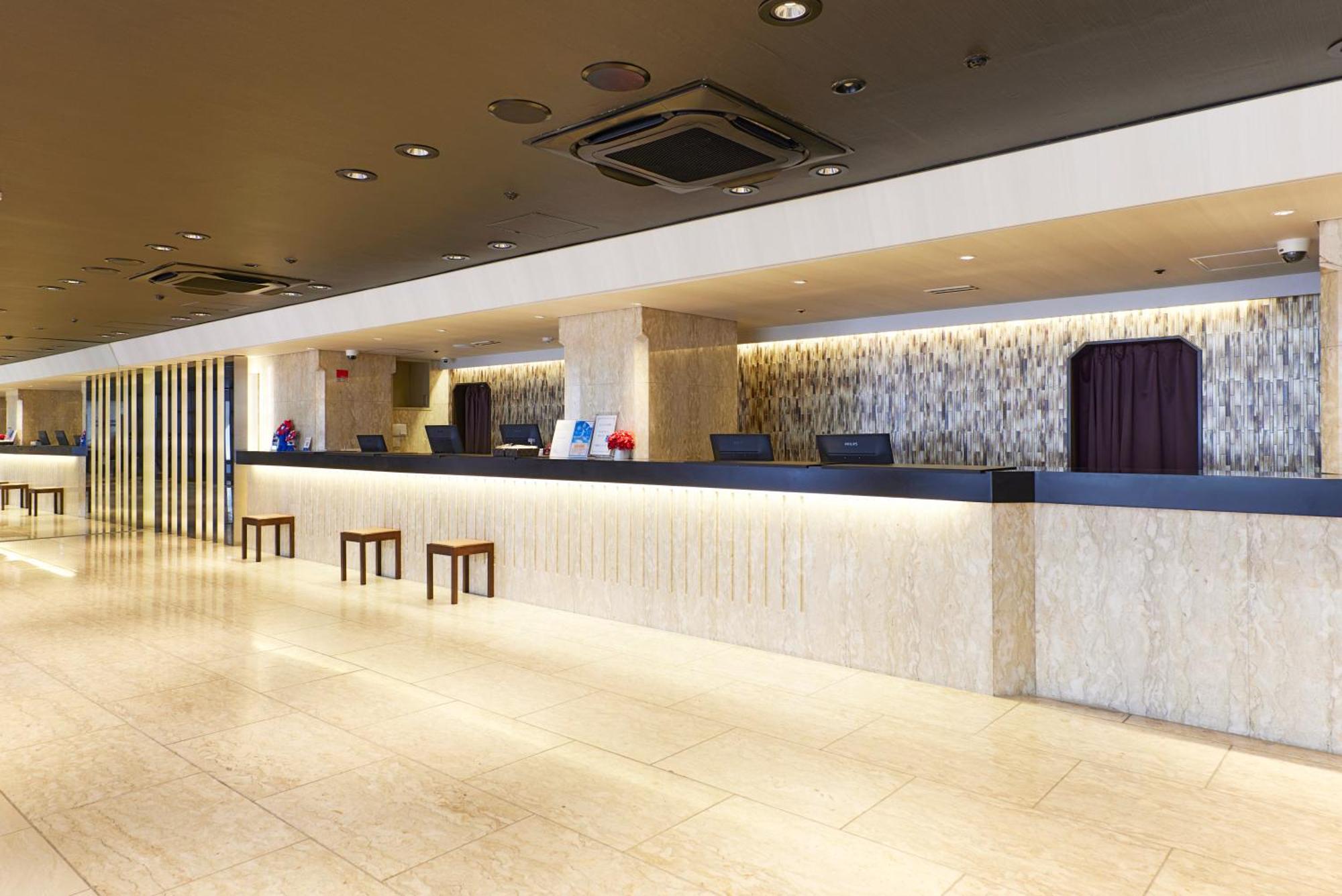 Hotel Consort Shin-Осака Екстер'єр фото