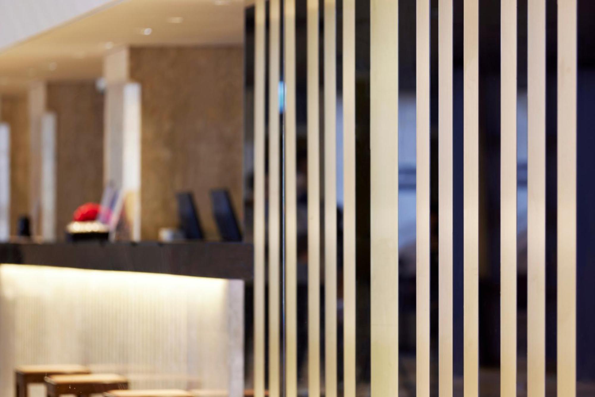 Hotel Consort Shin-Осака Екстер'єр фото